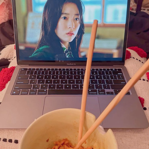 10 Relatable Things We Do While Watching K-dramas