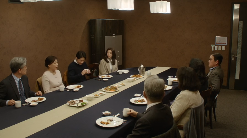 The Divorce Insurance family meeting