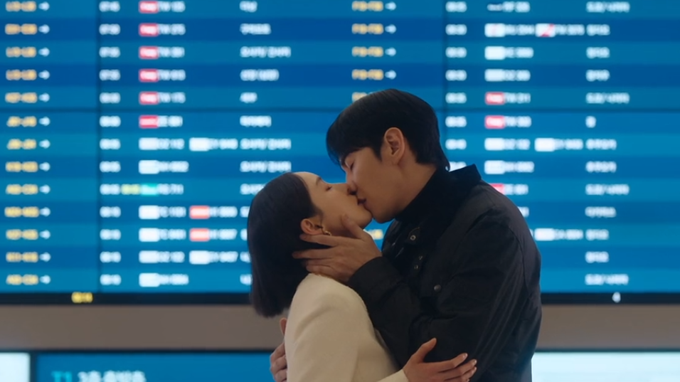 The Divorce Insurance ep 12 kiss