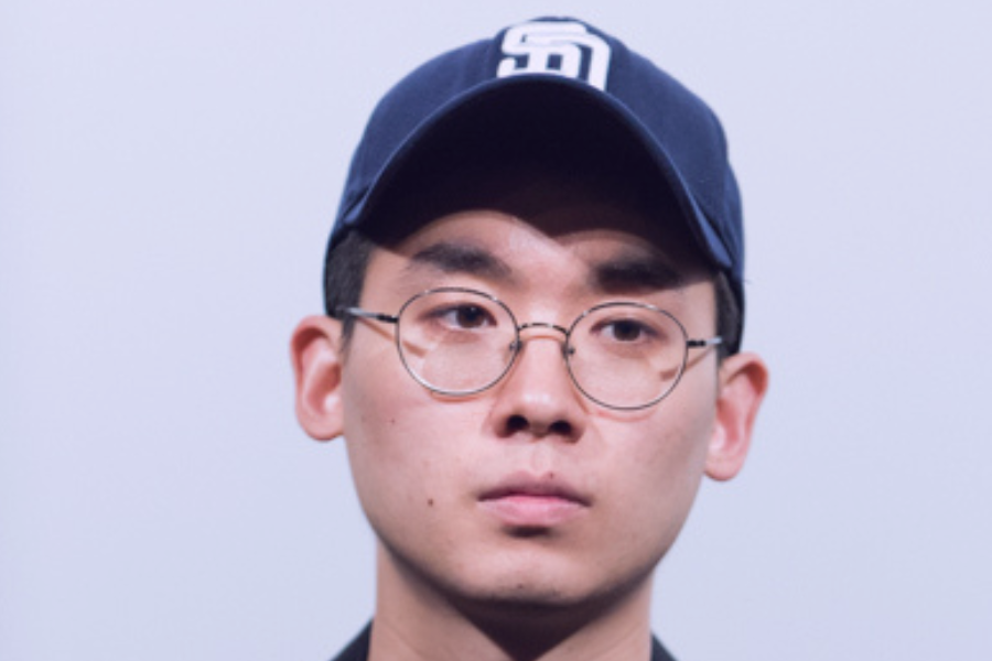 Korean rapper Mad Clown