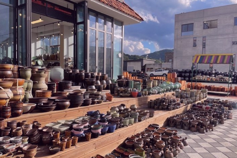 Pottery In South Korea