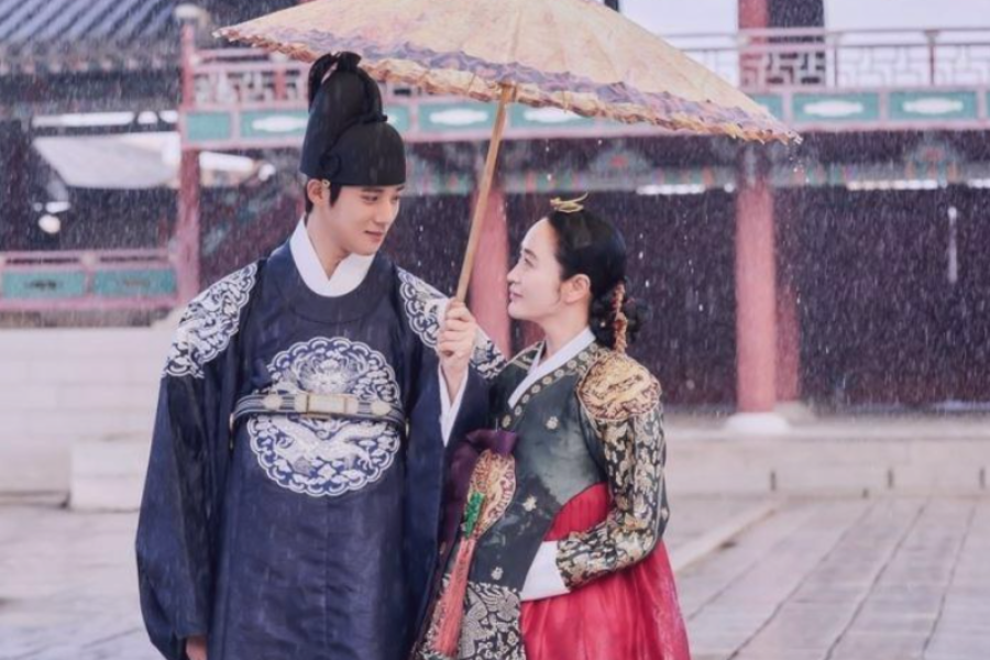 under the queen's umbrella best sageuks to watch